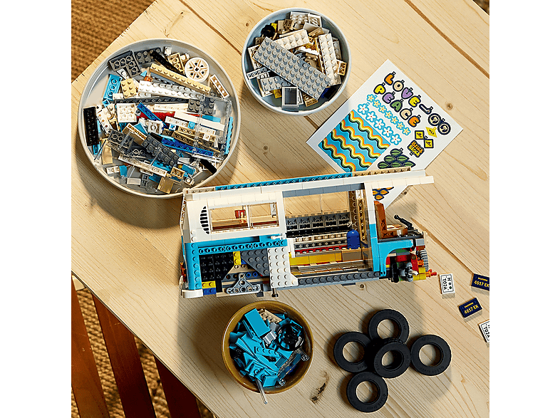 Juego de construcción - LEGO Volkswagen T2 Camper Van 10279, edad recomendada: 18 año(s), 2207 piezas
