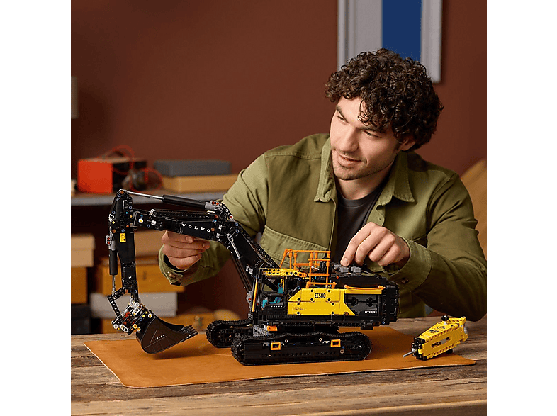 Juego de construcción - LEGO Technic Excavadora Volvo EC500 Hybrid - Kit de Maquetas para Adultos 42215, edad recomendada: 18 año(s), 2359 piezas
